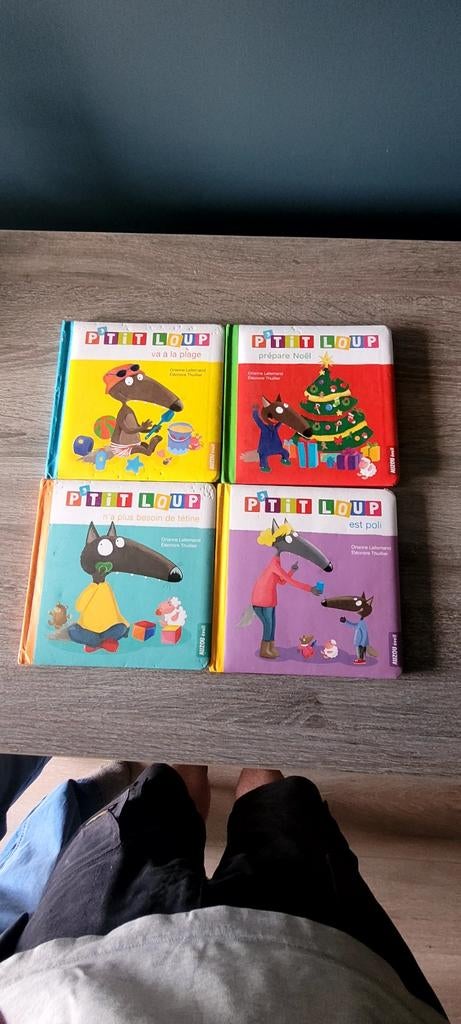 4 petit loup, Enlèvement