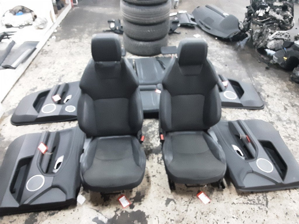 INTERIEUR COMPLET Range Rover Evoque II (LZC / LZS / LZH), Land Rover, Mevr. I. Hauben, Utilisé, Rue de l'Espoir 34 34
4030  GRIVEGNÉE, BE