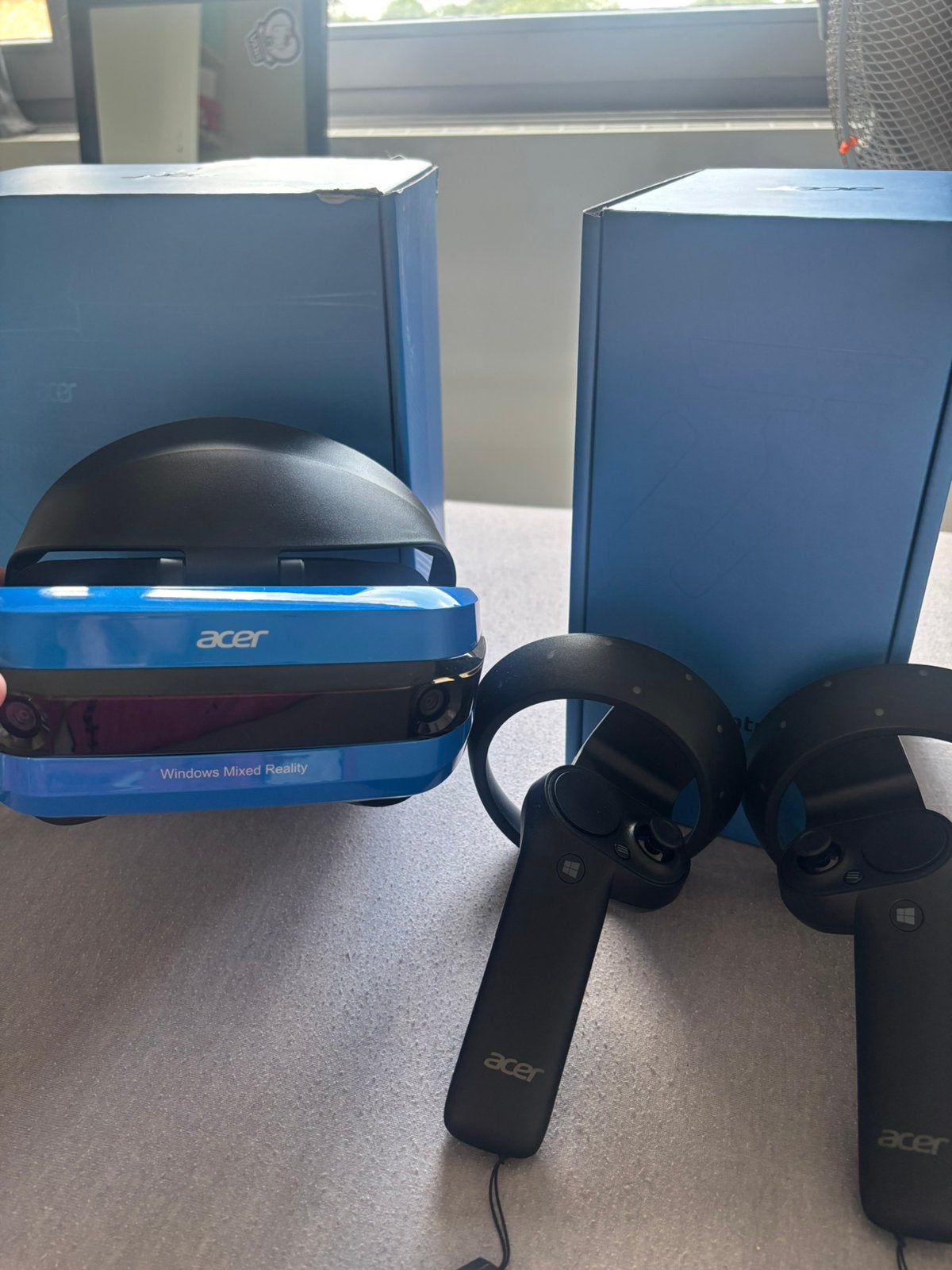 Windows Mixed Reality Vr-Headset and motion controllers, Games en Spelcomputers, Virtual Reality, Verzenden, Zo goed als nieuw