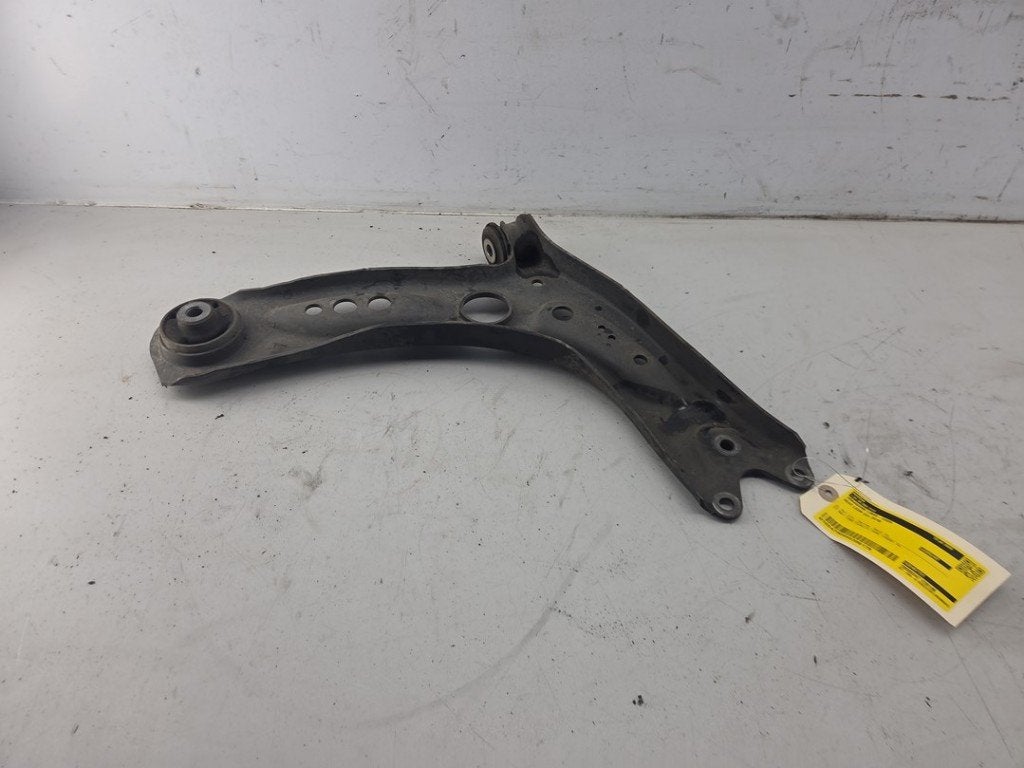 BRAS DE SUSPENSION AVANT GAUCHE (TRIANGLE) Leon ST (5FF), Seat Deutschland GmbH, Service@seat.de, Utilisé, Seat