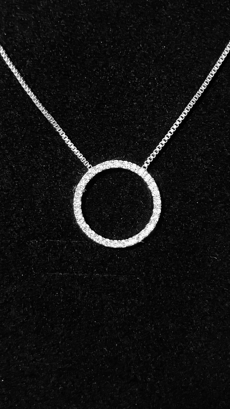 Ronde hanger met zirconium, Nieuw, Ophalen of Verzenden, Met edelsteen, Zilver