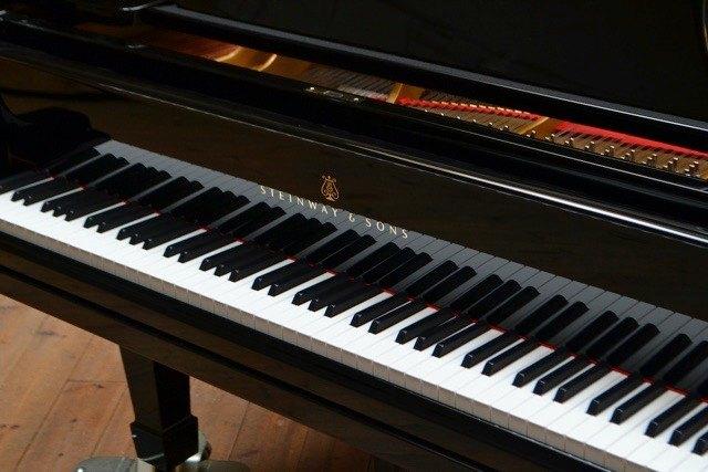 Piano, Vleugel Steinway And Sons model C 227 cm, Muziek en Instrumenten, Ophalen, Zwart, Zo goed als nieuw, Hoogglans