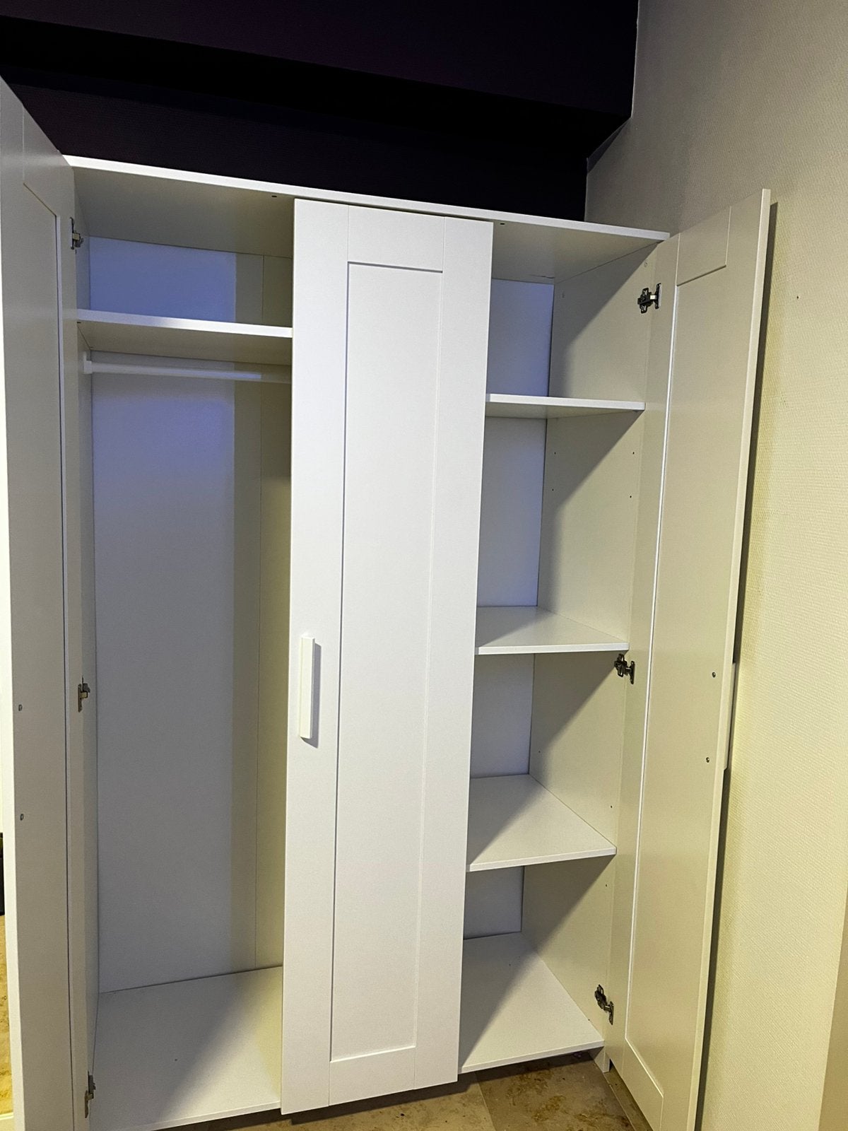Zo goed als nieuwe IKEA BRIMNES Kledingkast Al gedemonteerd!, Ophalen, Zo goed als nieuw