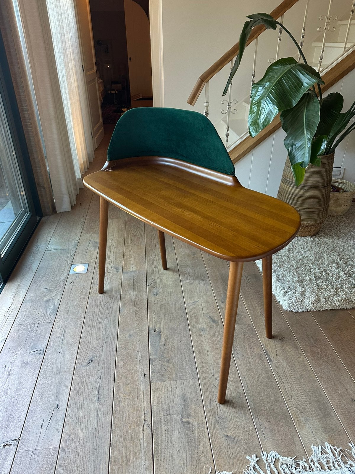 Dutchbone Finn bureau – essenhout & groen velvet, Huis en Inrichting, Ophalen, Gebruikt, Groen, Hout