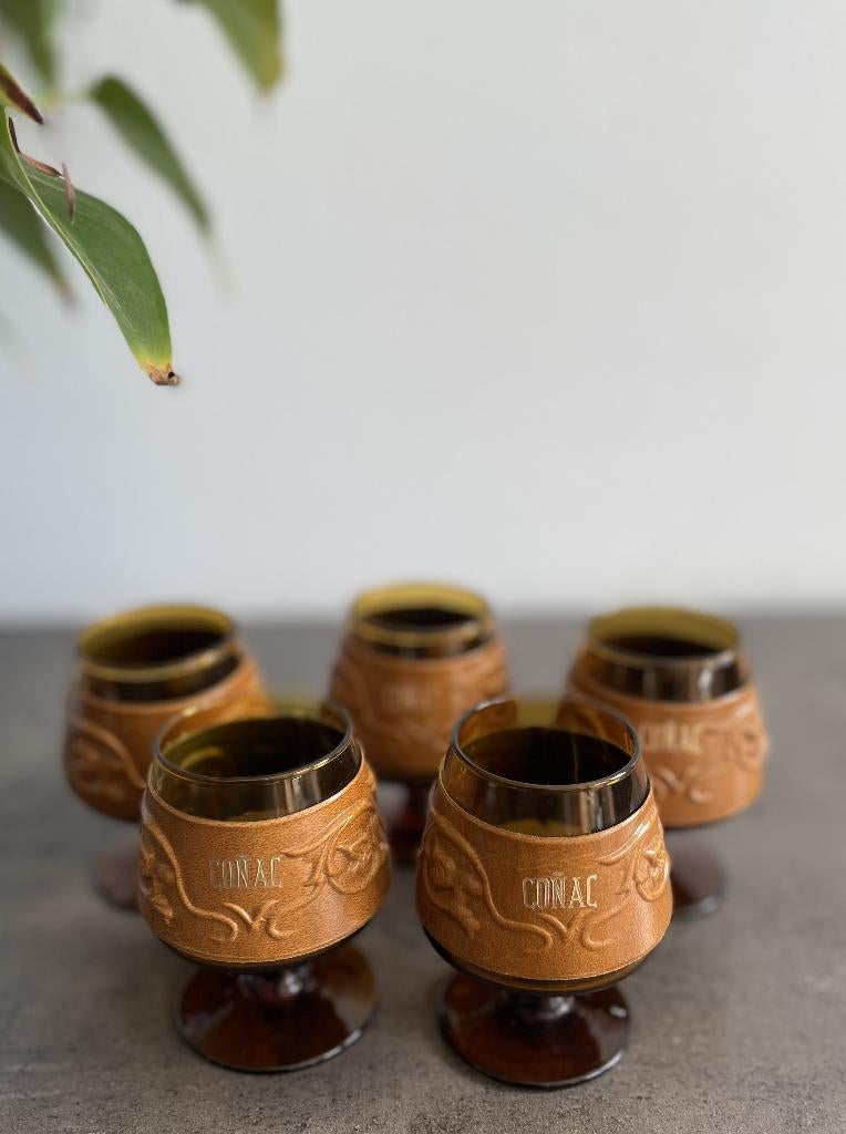 Verres à cognac français vintage dans un étui en cuir, Antiquités & Art, Enlèvement