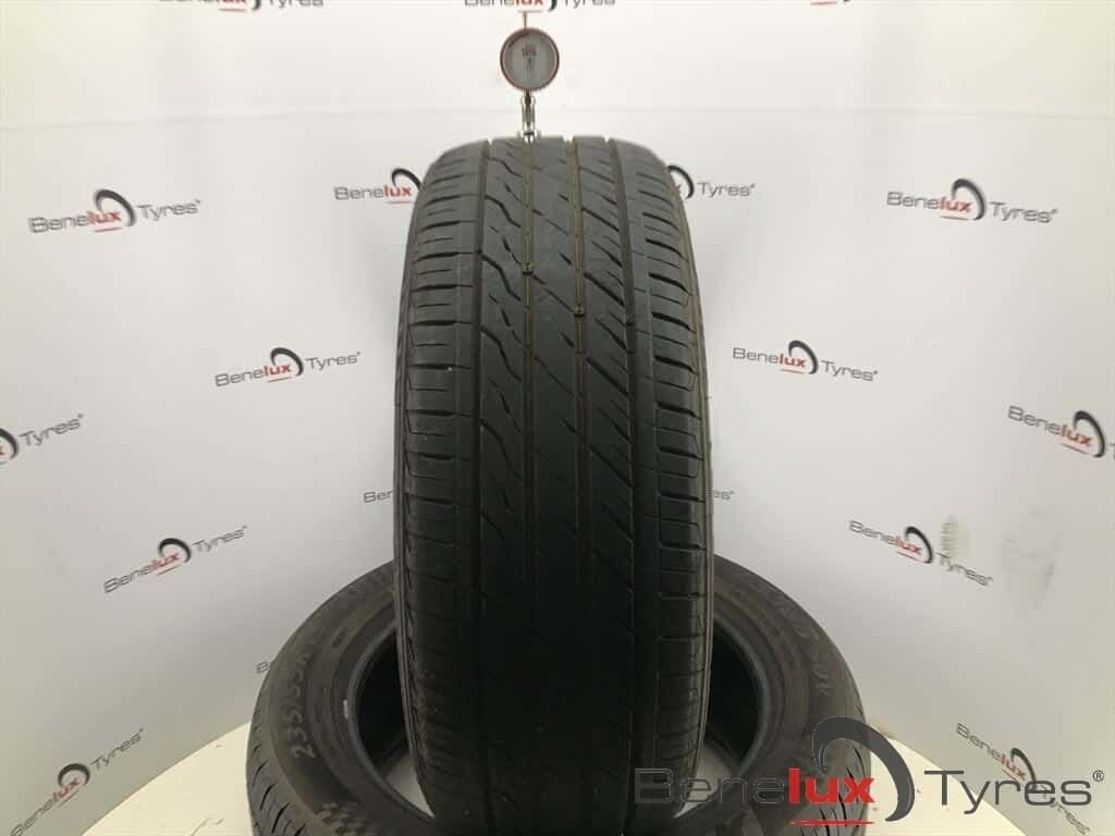 235/55ZR19 105W 235/55R19 235/55 ZR19 R19 235/55/19 2355519, Gebruikt, -, -, 235 mm