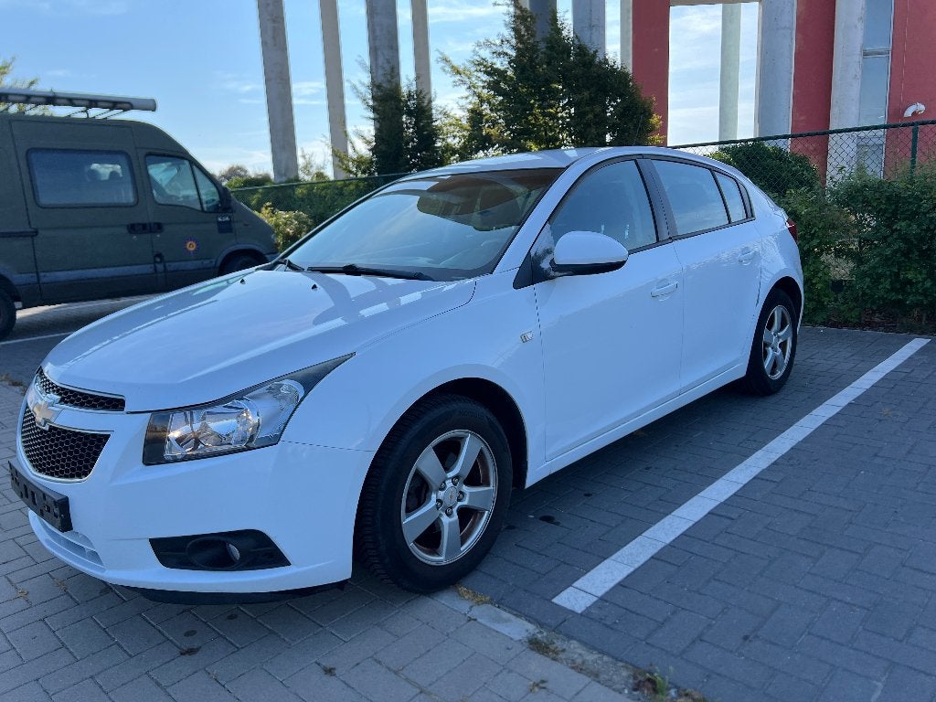 Chevrolet Cruze essence prête à immatriculer, Autos, Chevrolet, Entreprise, Cruze, ABS, Airbags, Air conditionné, Ordinateur de bord