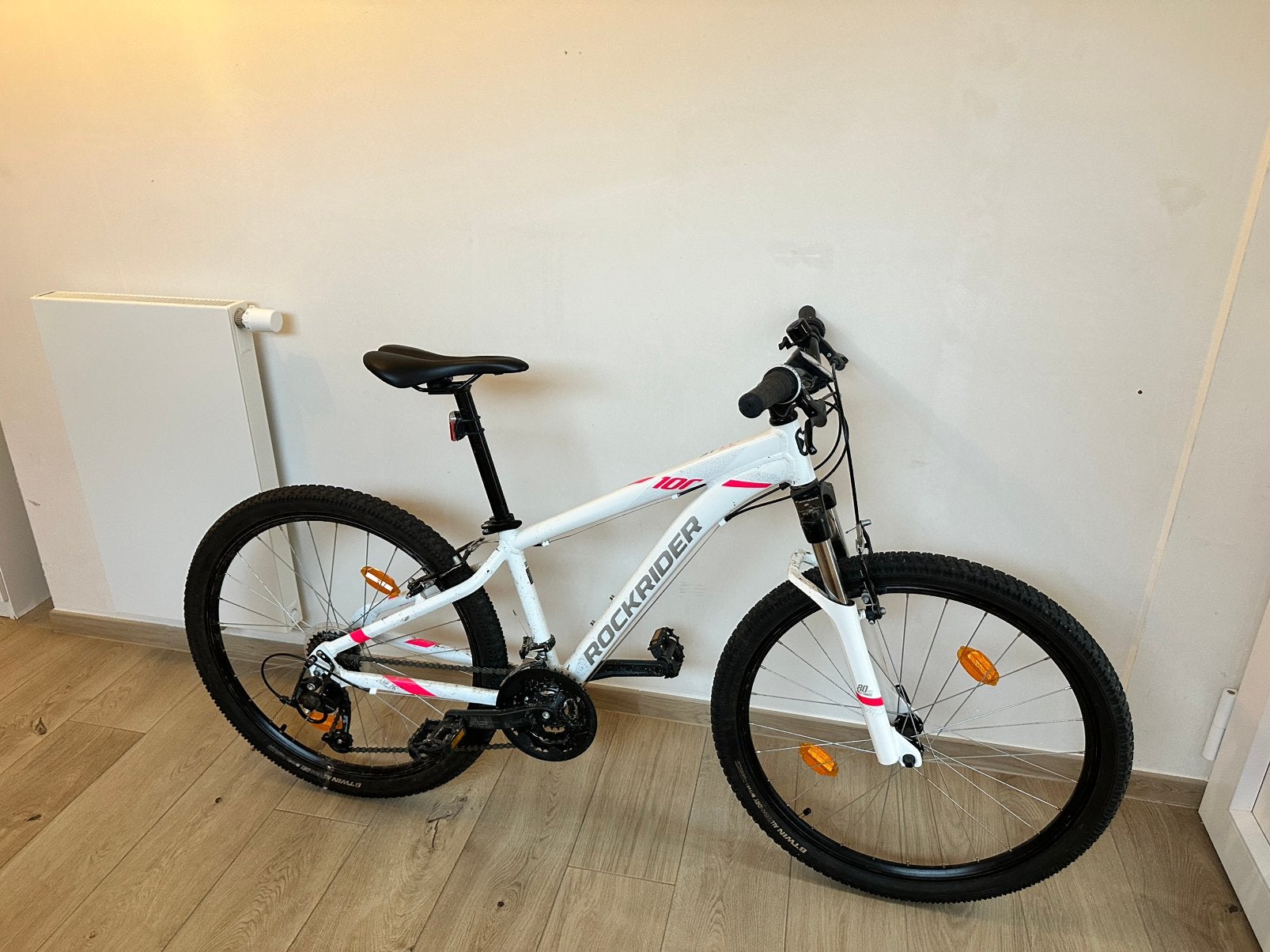 vélo 2 roues ( décathlon ), Vélos & Vélomoteurs, Enlèvement, Comme neuf, 20 pouces ou plus