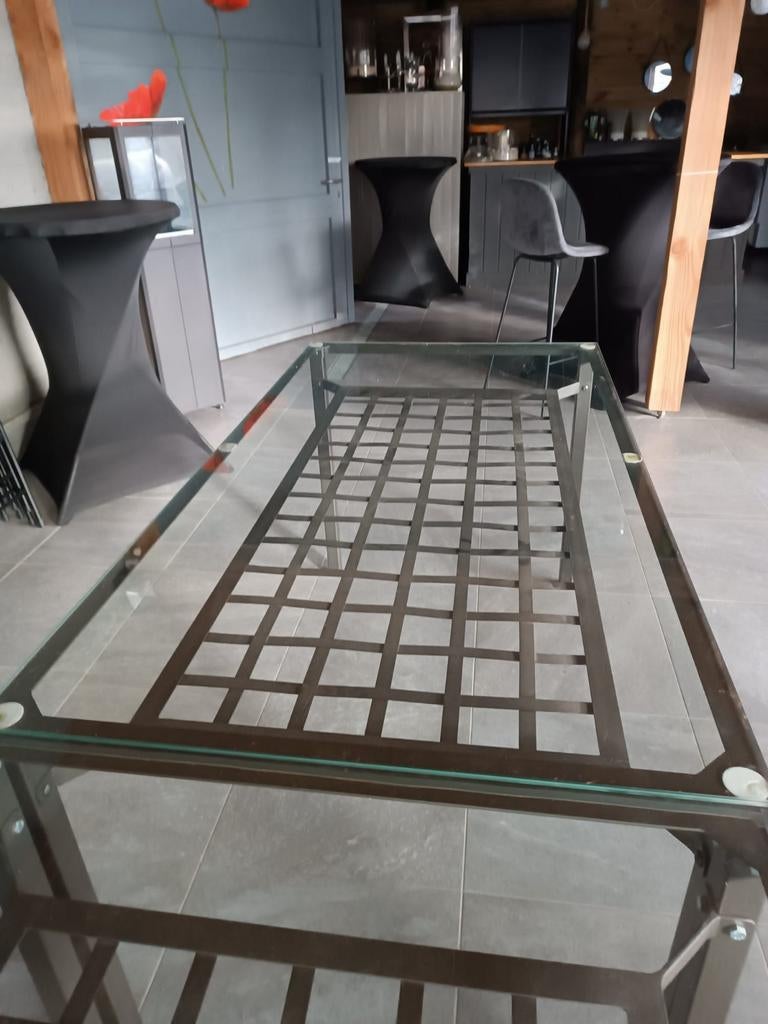 Tafel gietijzer poten en glazen blad, Ophalen