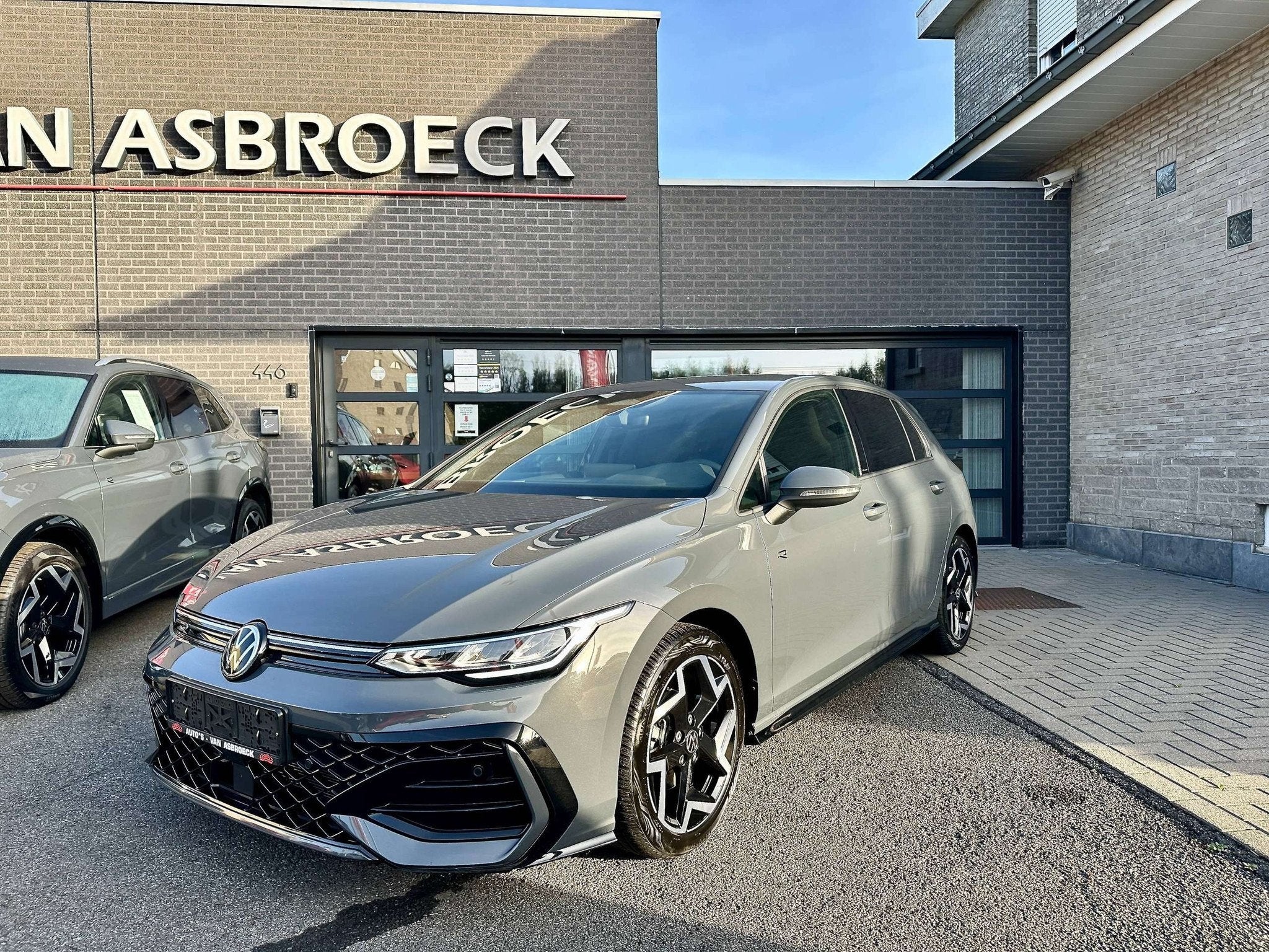 Volkswagen Golf Golf 1.5 eTSI R-Line Business Premium DSG, Auto's, 118 g/km, 4 cilinders, https://public.car-pass.be/vhr/519f2643-a1fa-41a7-9d82-b33f5098a783