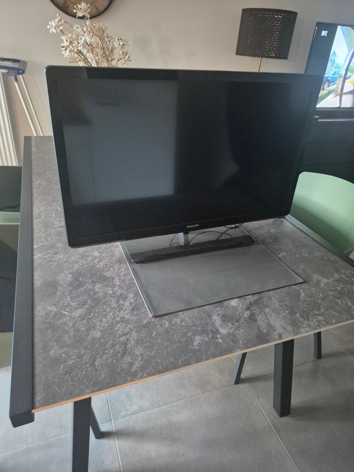 Philips 32 Inch (80 cm) Full HD LED TV – In Nette Staat, Maison & Meubles, Mobilier complet, Enlèvement