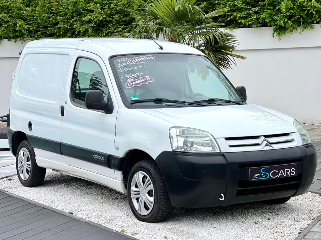 Citroen Berlingo 1.1i ** Lichtevracht ** Gekeurd ** 140.000, Auto's, Voorwielaandrijving, 4 cilinders, Citroën, Wit