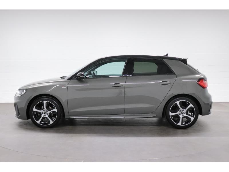 Audi A1 1.0 TFSI S-LINE AUTOM. Audi A1 1.0 TFSI S-LINE AUTO, Autos, Argent ou Gris, Achat, A1, Euro 6