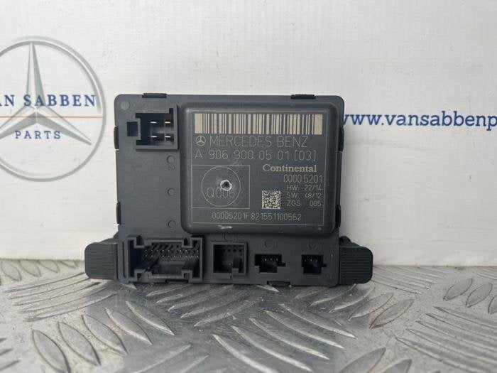 Module verrouillage central des portes d'un Mercedes Sprinte, -, 3 mois de garantie, Utilisé, -
