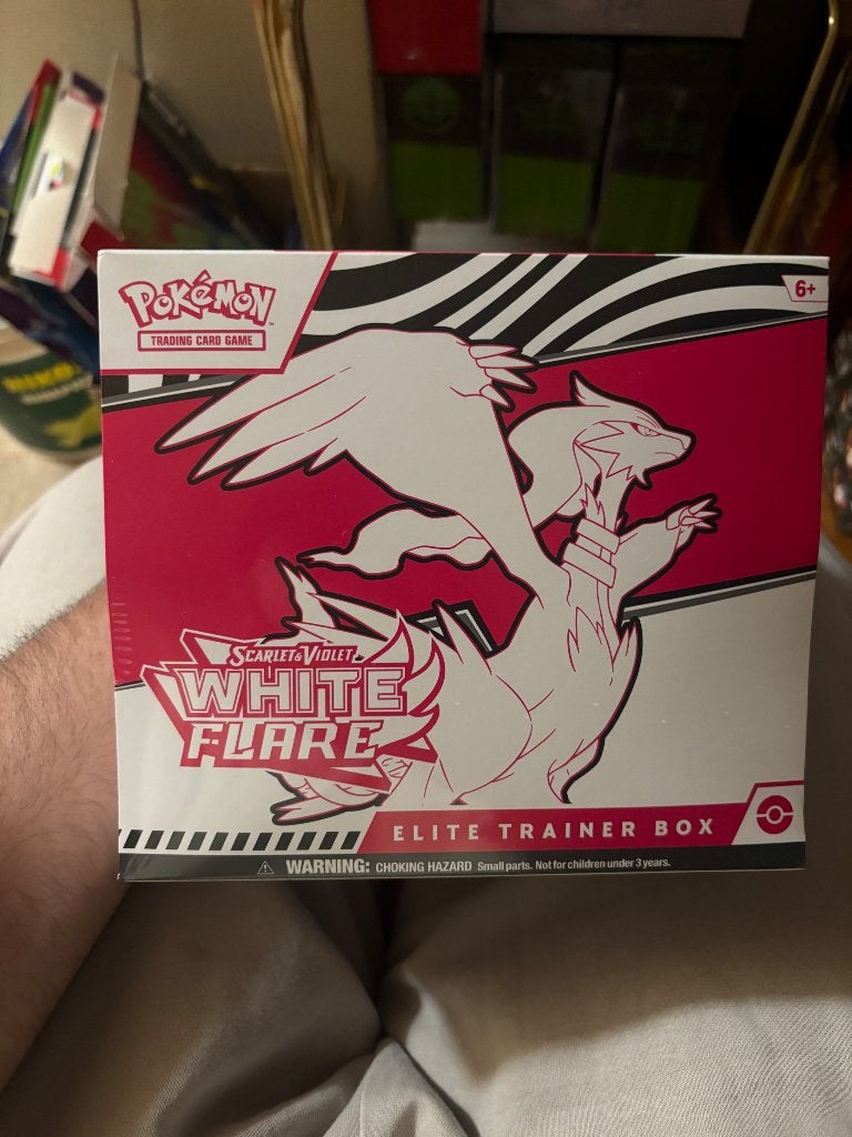 White flare elite trainer box, Ophalen, Nieuw, Boosterbox, Foil