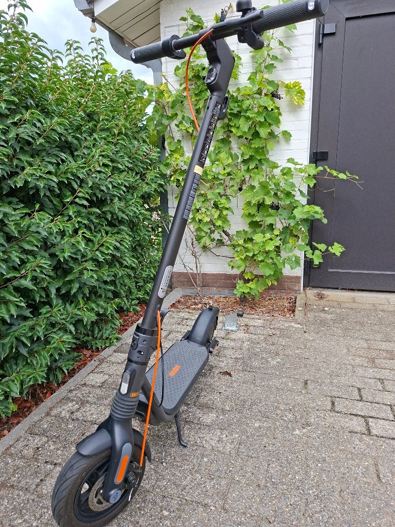 SEGWAY NINEBOT F2 PRO E ELEKTRISCHE STEP, Enlèvement, Comme neuf, Step électrique (E-scooter), Segway ninebot