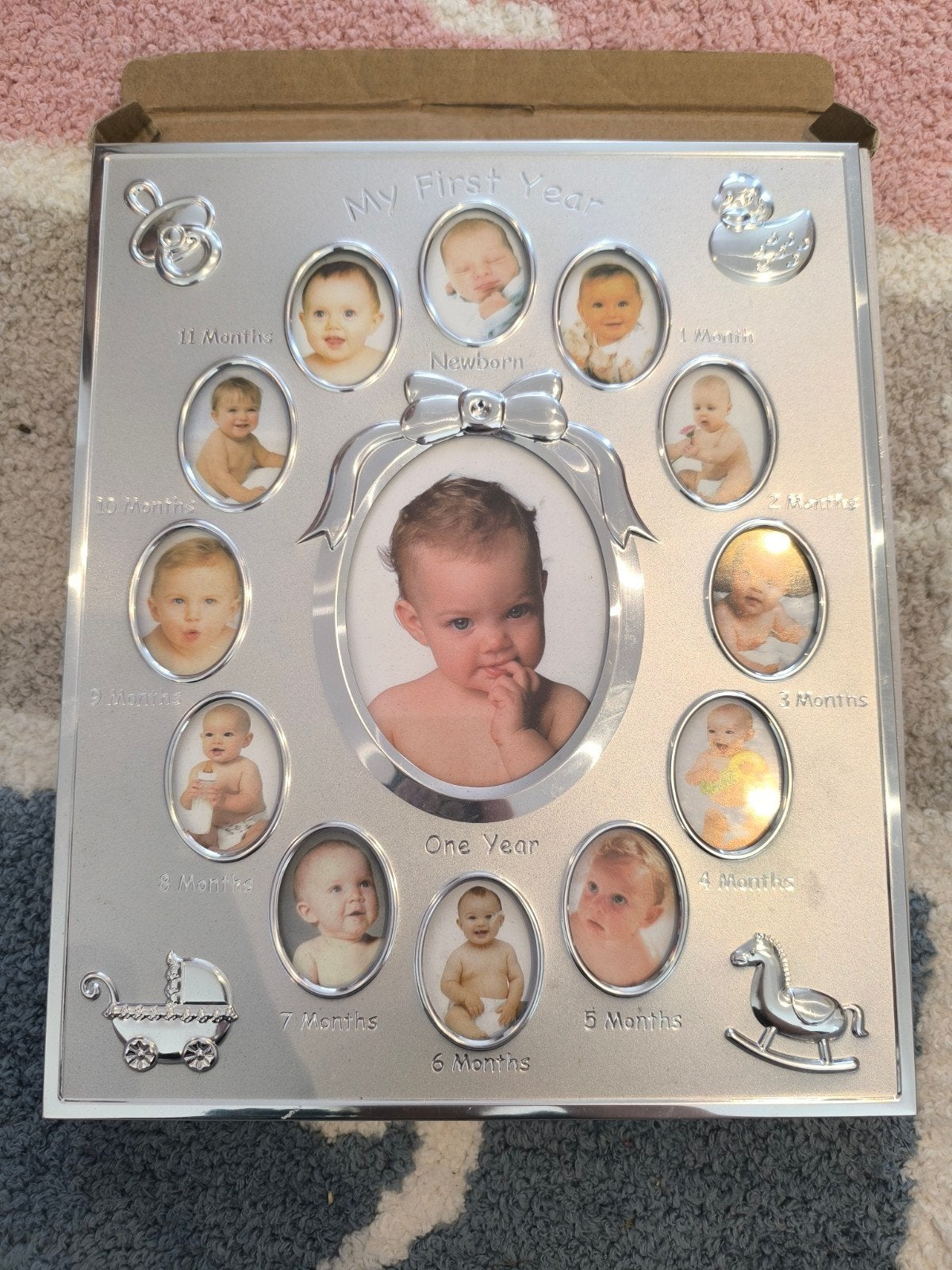 Photo frame for baby 1st year, Ophalen