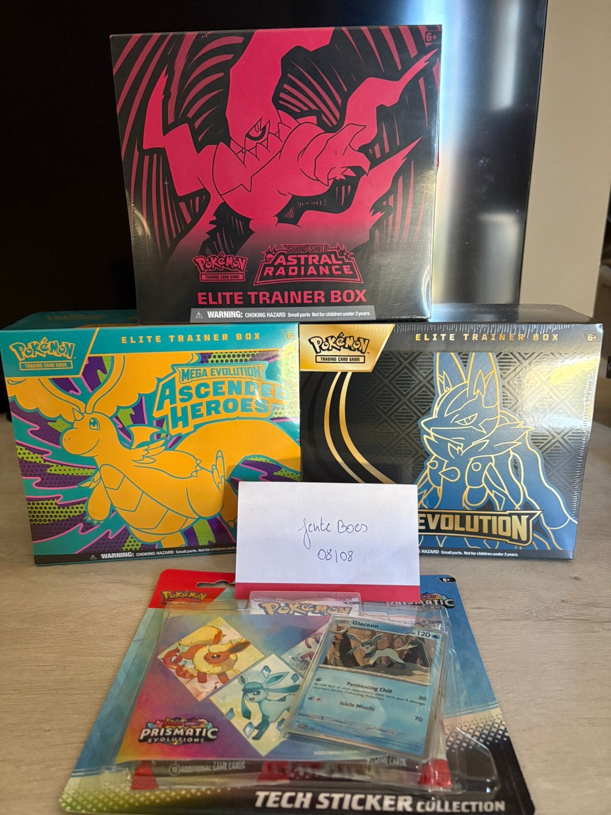 Pokemon elite trainer box & sticker collection, Enlèvement ou Envoi, Neuf, Booster box, Foil
