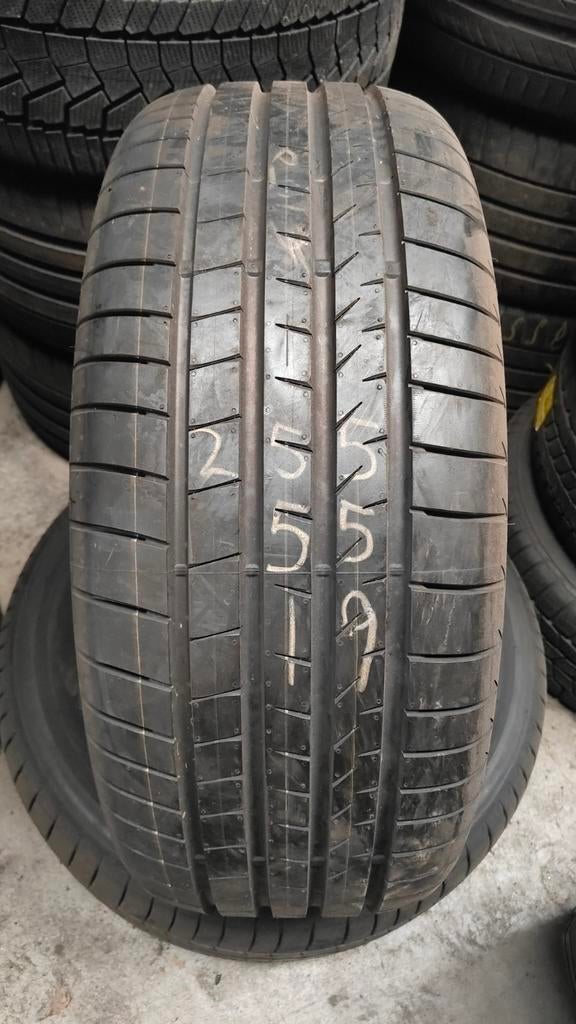 255/55r19 111h Bridgestone 70€ per stuk met montage en balan, Ophalen of Verzenden