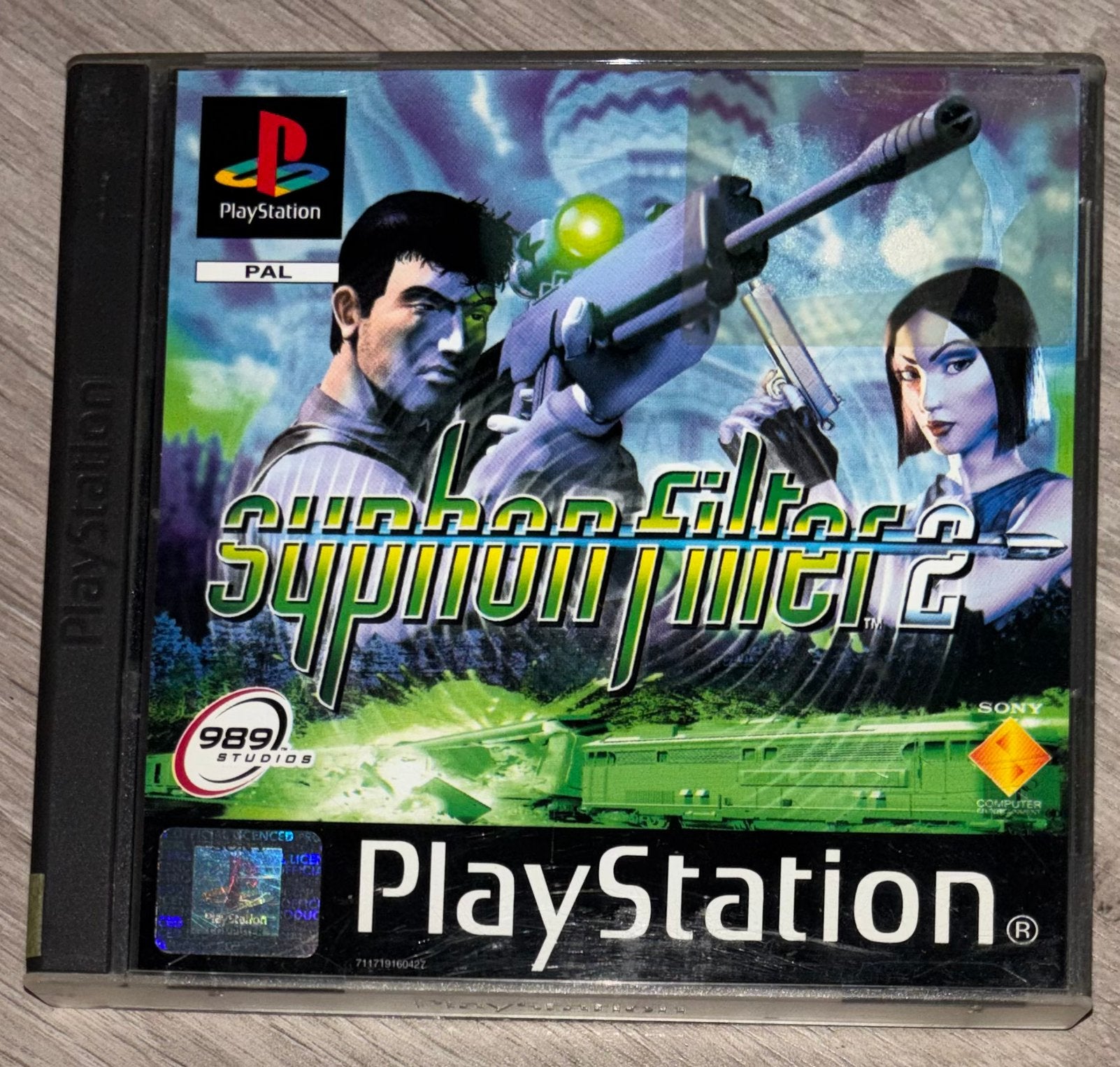 Syphon Filter 2 (Black Label versie), Enlèvement ou Envoi, Comme neuf