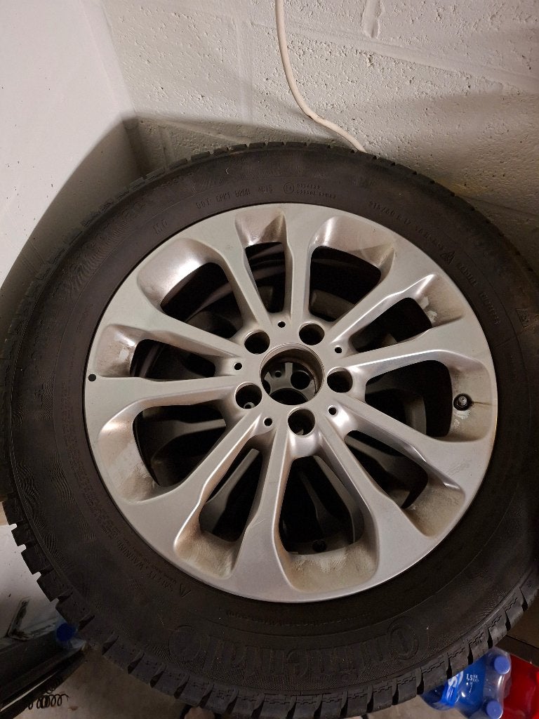Winterbanden Mercedes Benz 180GLA d, Auto-onderdelen, Ophalen, Gebruikt, 16 inch, Banden en Velgen