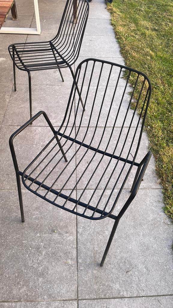 Tuinstoelen mat zwart gecoat metaal, Ophalen, Zo goed als nieuw, Metaal, Stapelbaar