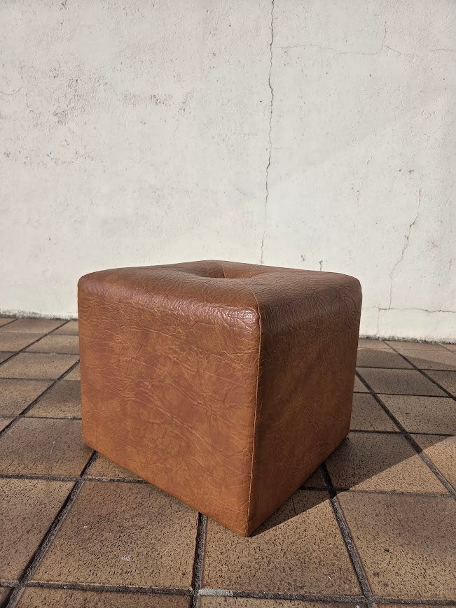 Bruine, vierkante poef, Ophalen, Minder dan 50 cm, Vierkant, Minder dan 50 cm