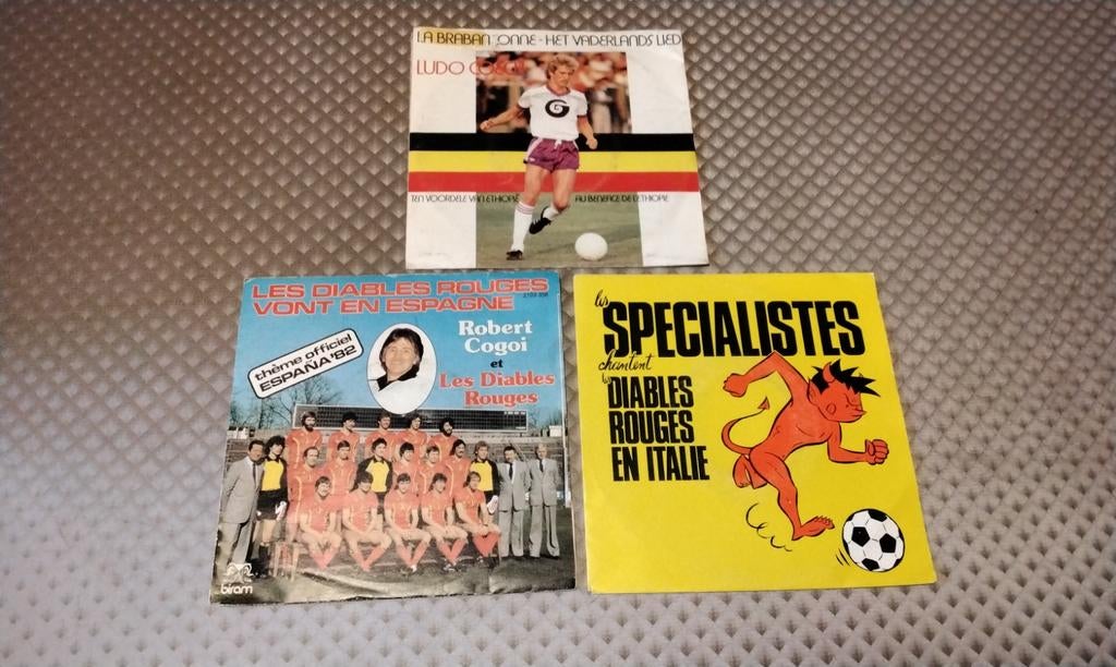Singles  voetbal, Ophalen of Verzenden
