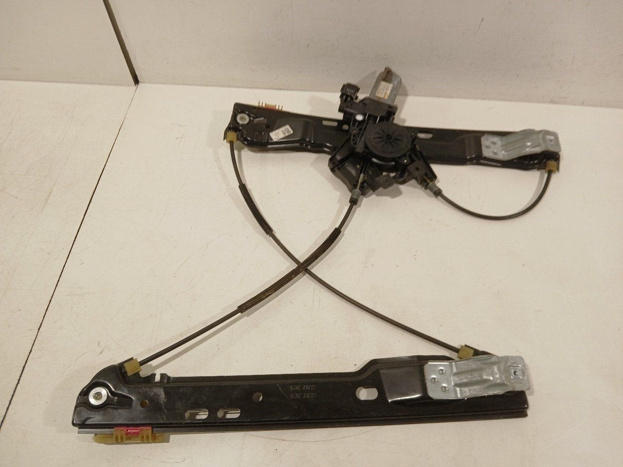 Raammechaniek elektrisch links voor Land Rover Evoque, Autos : Pièces & Accessoires, Onderdelen@venauto.nl, Van der Ven Autorecycling B.V.
