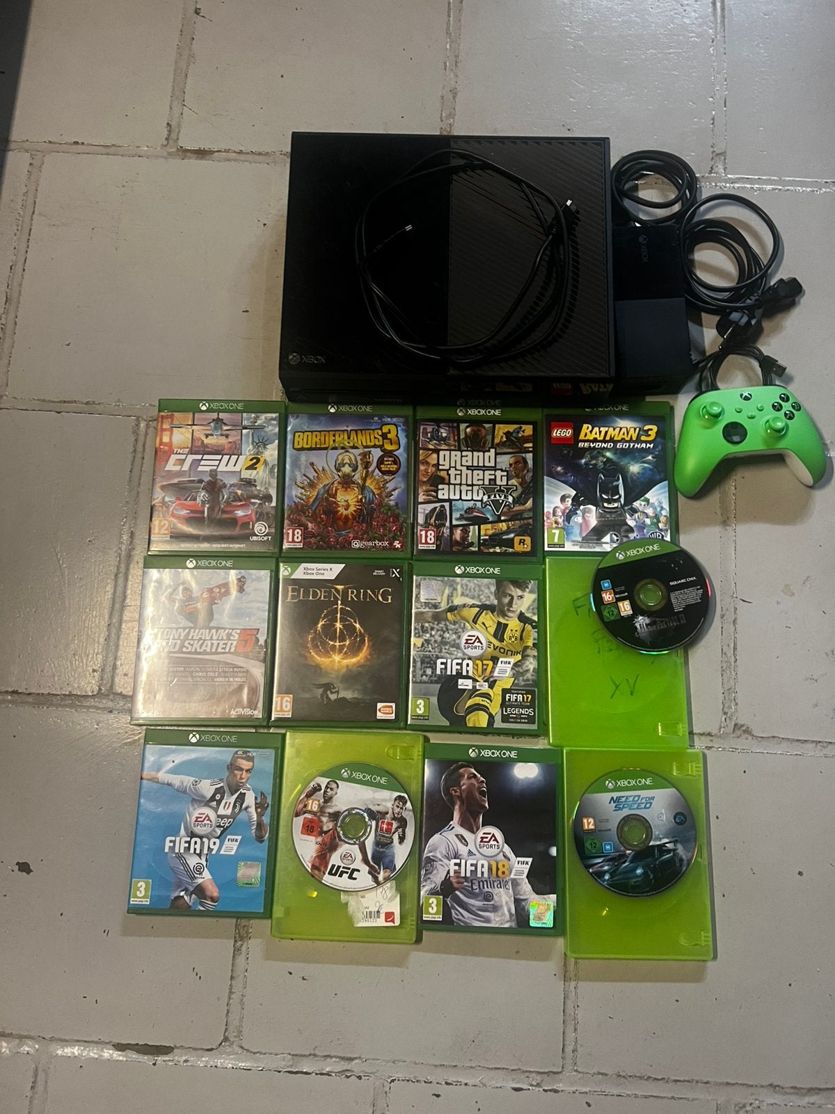 Xbox one + manette + jeux, Games en Spelcomputers, Spelcomputers | Xbox One, Xbox One, Ophalen of Verzenden, Met 1 controller