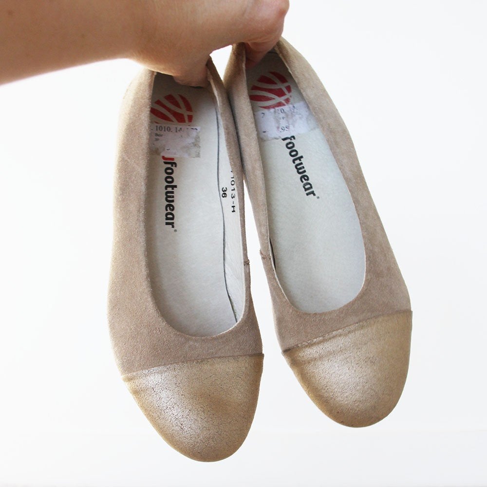 Ballerines JJ Footwear en daim -S12 (taille 36) €45, -, Beige, Comme neuf, Ballerines, Enlèvement ou Envoi