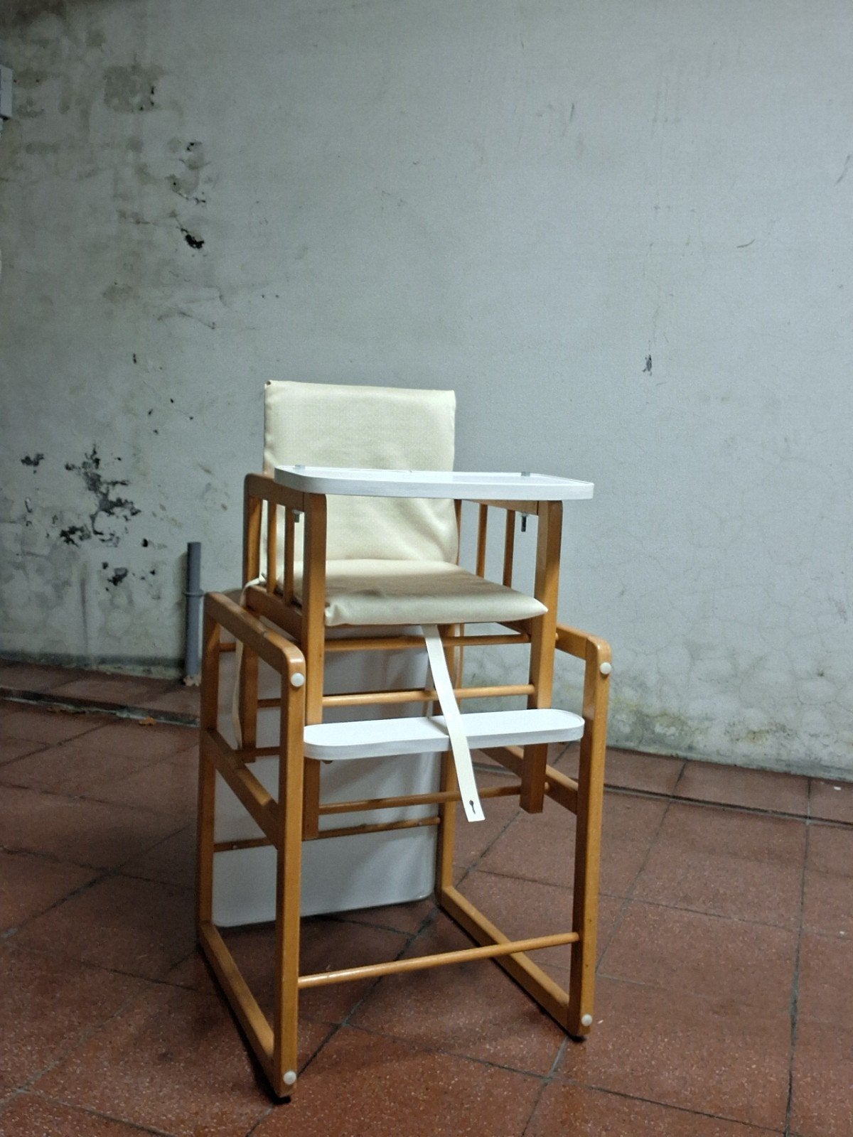 Kinder eetstoel / tafeltje, Enlèvement, Utilisé, Chaise évolutive, Réducteur de chaise