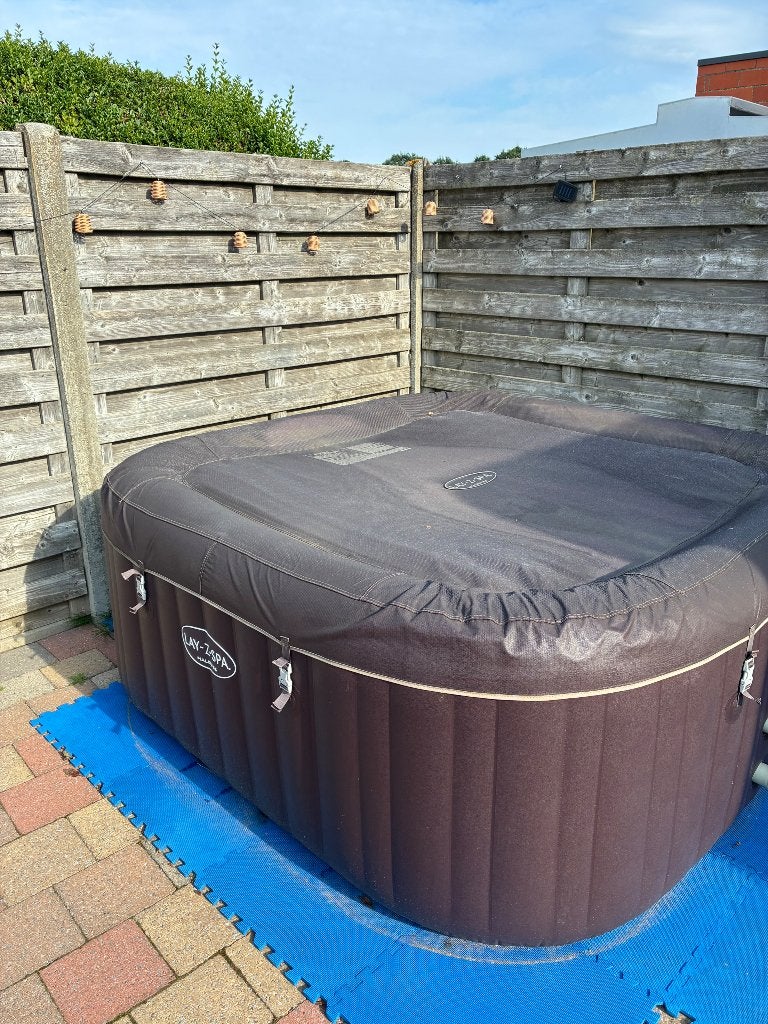 Lay-Z-Spa Maldives HydroJet Pro, Tuin en Terras, Ophalen, Gebruikt, Afdekzeil, Opblaasbaar