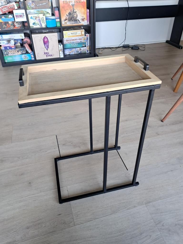 Bijzettafel, Minder dan 55 cm, Gebruikt, Metaal of Aluminium, Industriel