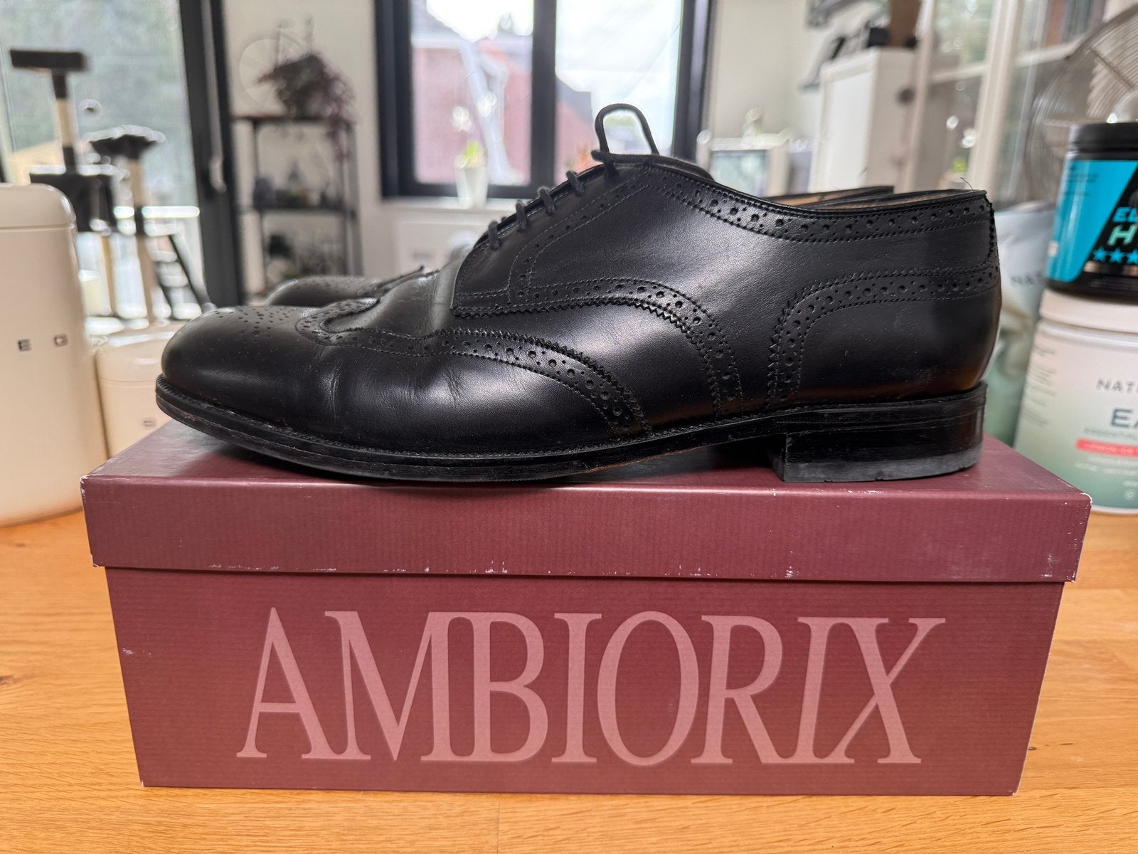 Souliers Richelieu Ambiorix "Wendell" Cuir Noir p.45, Enlèvement ou Envoi, Chaussures à lacets, Porté, Noir