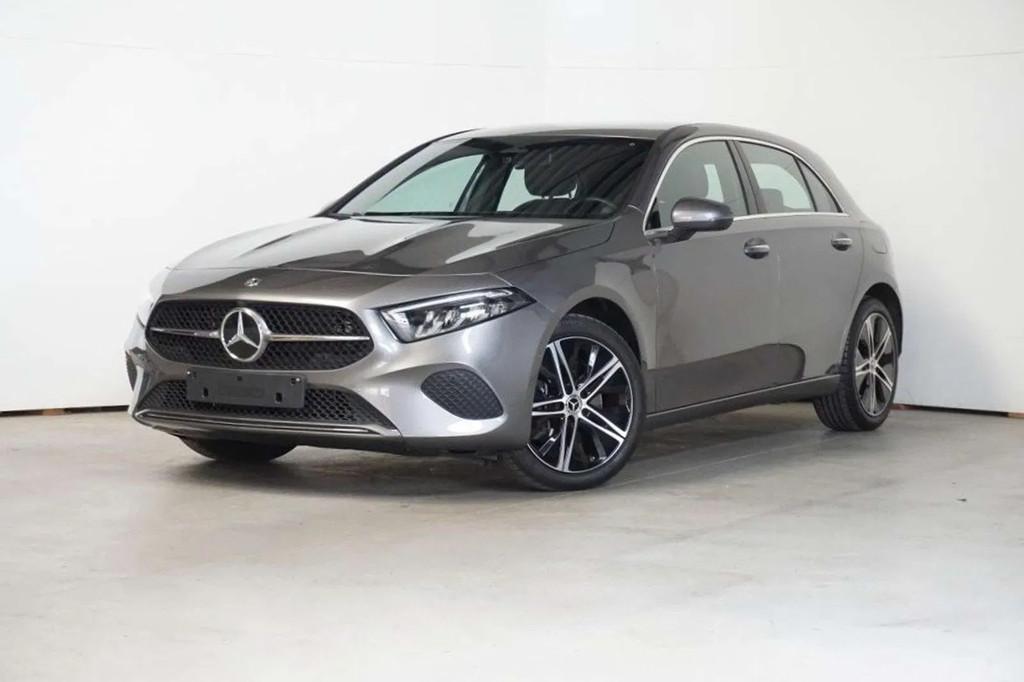 Mercedes-Benz A-CLASS 250 (bj 2024, automaat), Auto's, Mercedes-Benz, Automaat, Gebruikt, https://public.car-pass.be/vhr/b7b73968-4ce2-4b94-8efd-23f72b6a3304