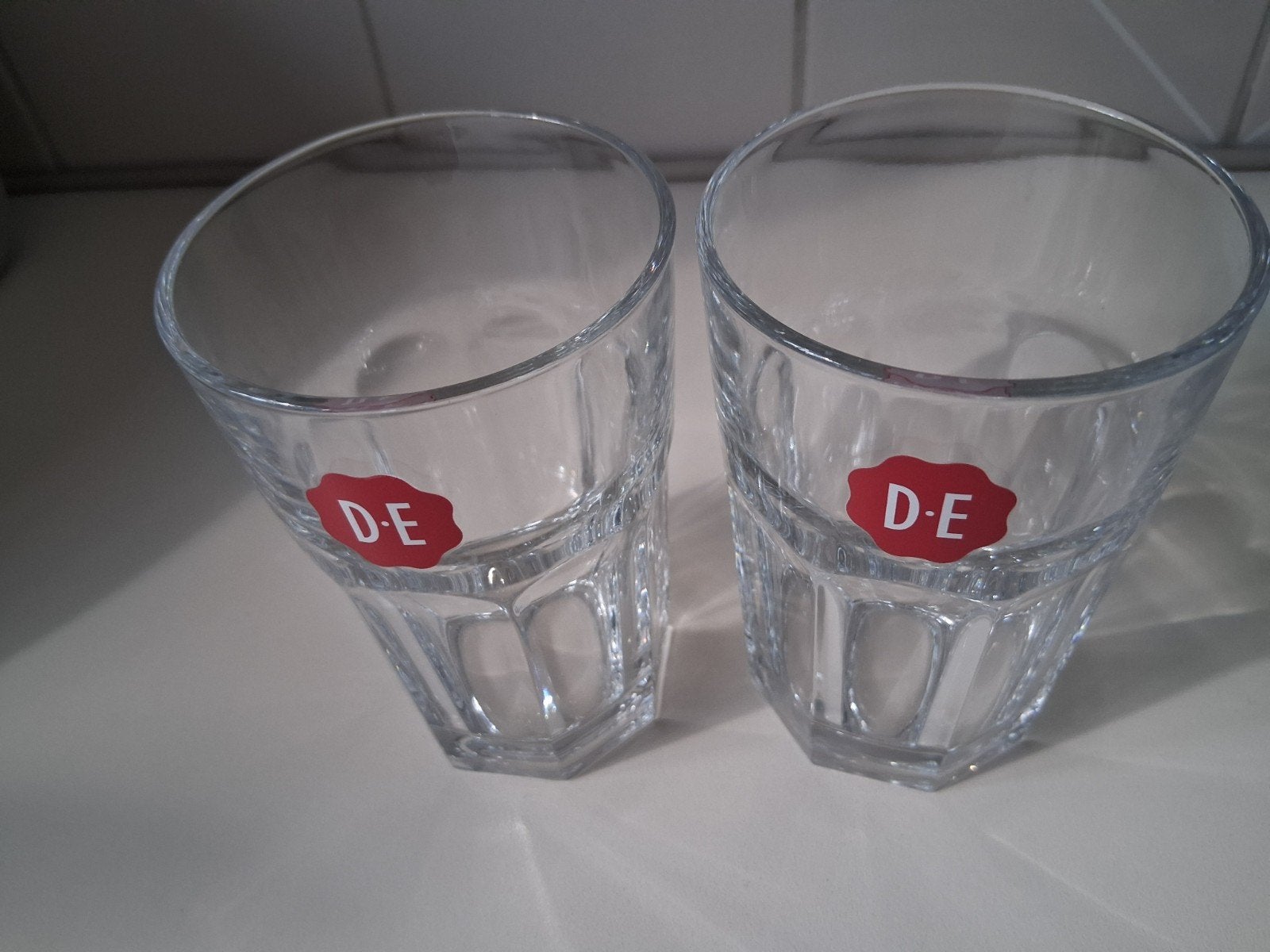 2 glazen latte machiato Douwe Egberts nieuw, Collections, Verres & Petits Verres, Enlèvement ou Envoi