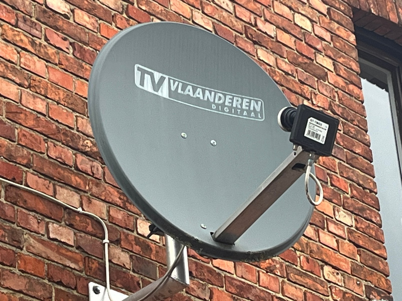 Schotelantennes TV vlaanderen, Audio, Tv en Foto, Schotelantennes, Ophalen, Gebruikt, (Schotel)antenne