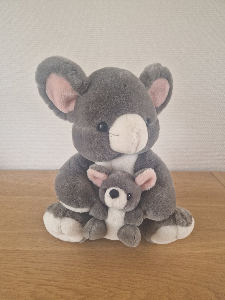 Peluche souris grises - Marque Happy People, Souris, Enlèvement ou Envoi, Comme neuf, Moyen (20 à 80 cm)