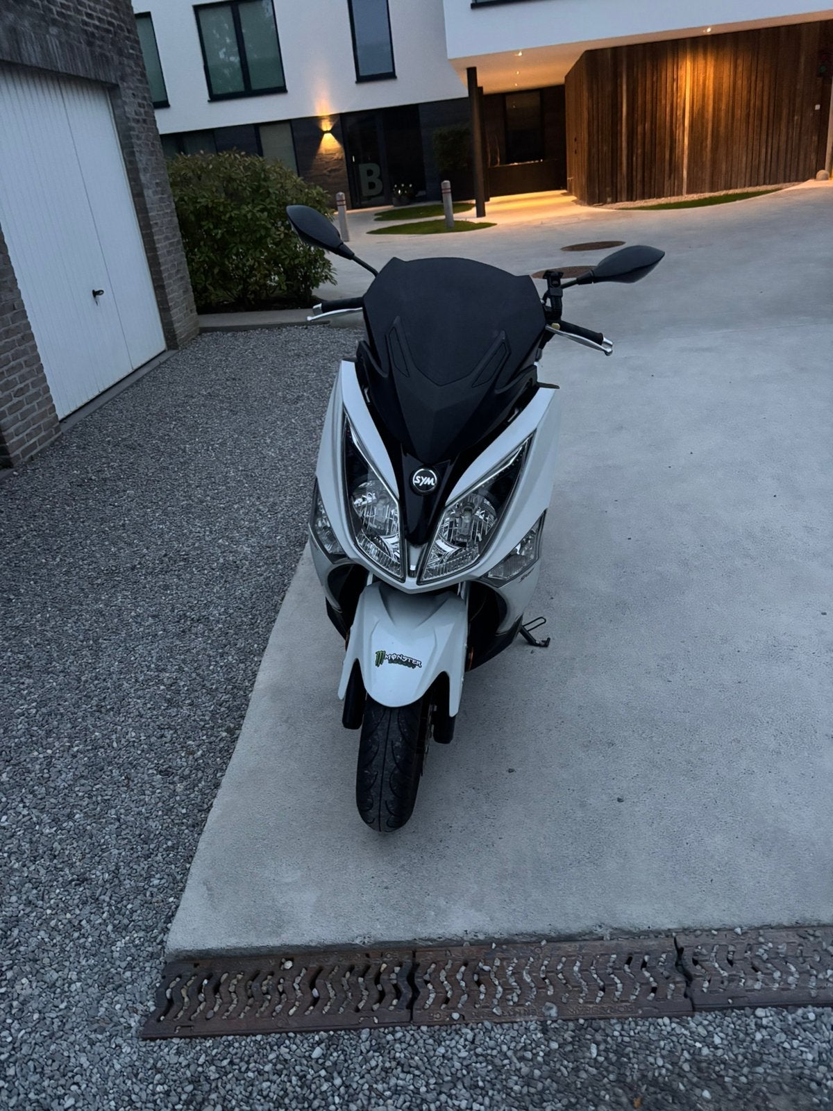 SYM GTS 125 Sport 2019 • 7000km • Bulle noire sport •, Autres modèles, 125 cm³, Enlèvement, Utilisé