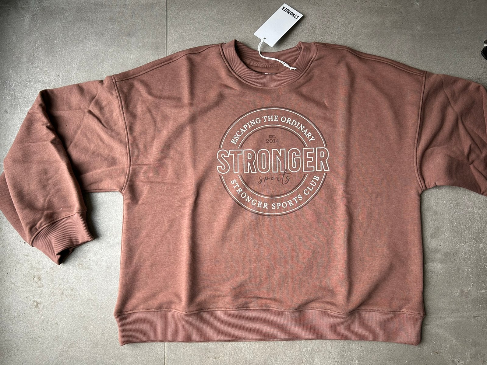 Stronger * Bruine sweater dames. Maat S. Nieuw, Kleding | Dames, Bruin, Nieuw, Ophalen of Verzenden, Fitness of Aerobics