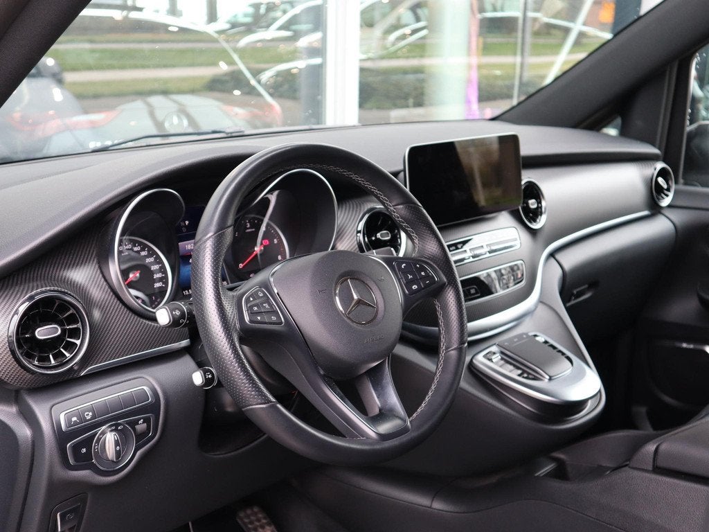 Mercedes-Benz V-Klasse 300d XL DC AMG AVANT. EDITION, Cuir, Achat, 176 kW, Entreprise