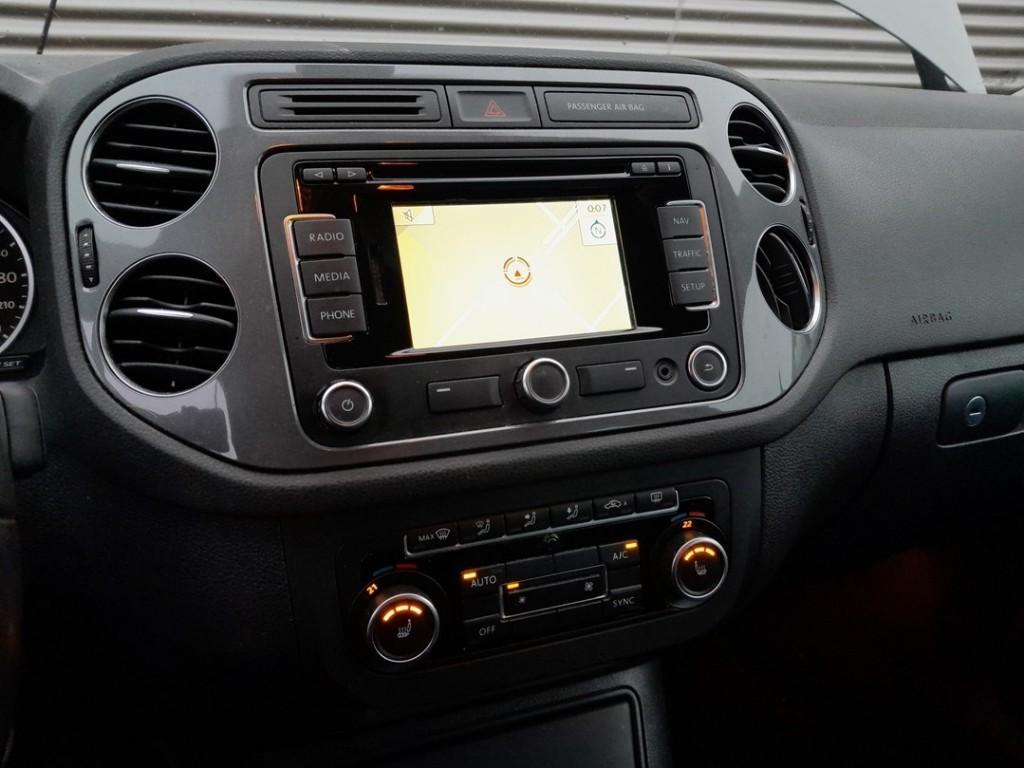 ENSEMBLE NAVIGATION GPS Tiguan (5N1 / 2) (3C0035279P), Utilisé, Volkswagen