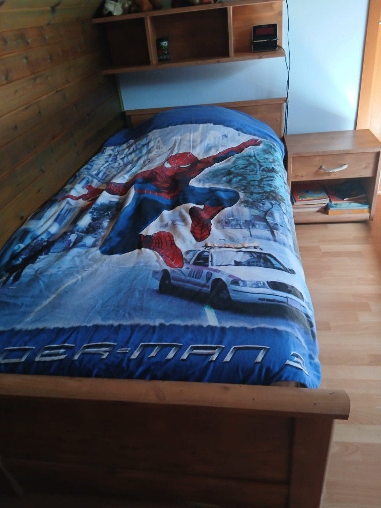 Complete houten slaapkamer / tienerkamer, Ophalen, Zo goed als nieuw, Eenpersoons