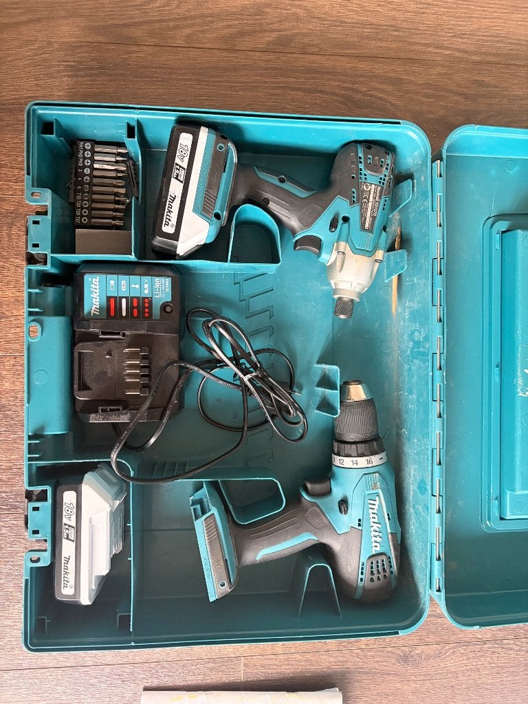 Makita schroefmachine set, Comme neuf, Enlèvement, Autres types, 400 à 600 watts