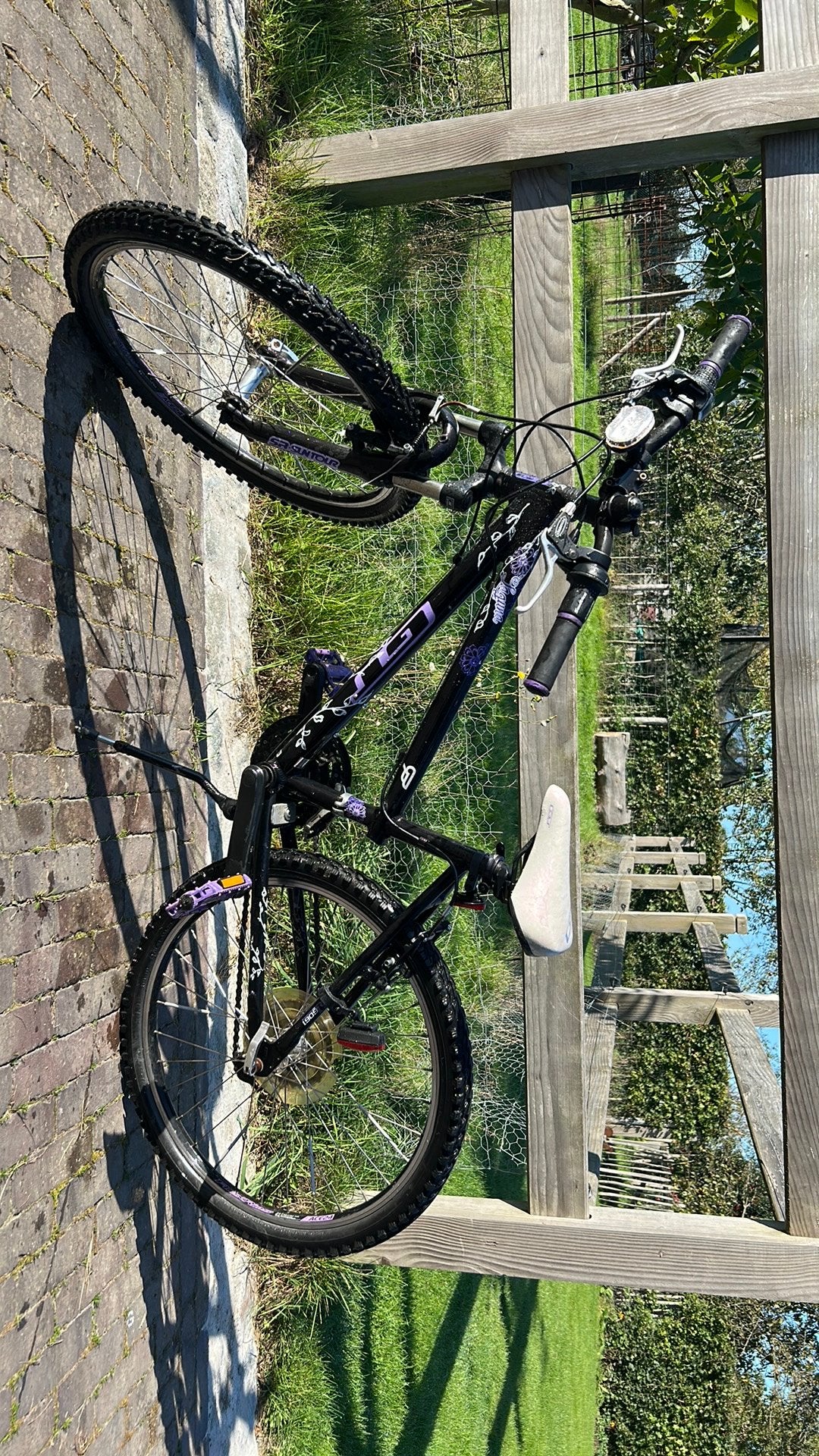 Meisjesfiets 24 inch mtb, Fietsen en Brommers, Ophalen of Verzenden, Zo goed als nieuw