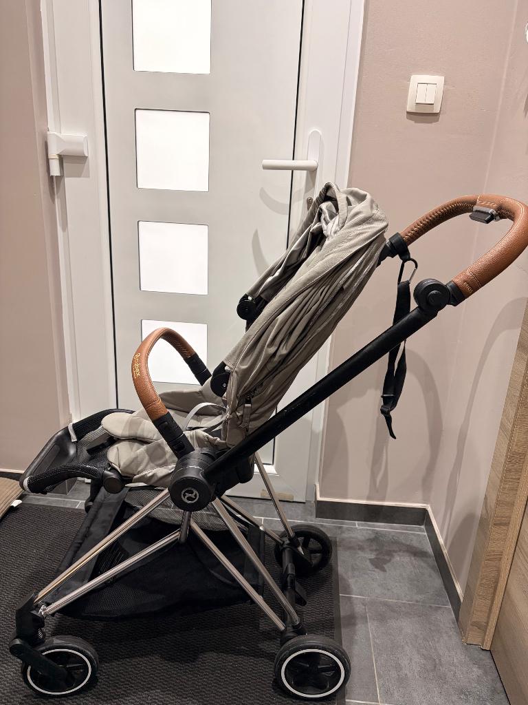 Poussette Cybex MIOS + siège auto, Enfants & Bébés, Poussettes & Combinaisons, Autres marques, Enlèvement, Utilisé, Poussette