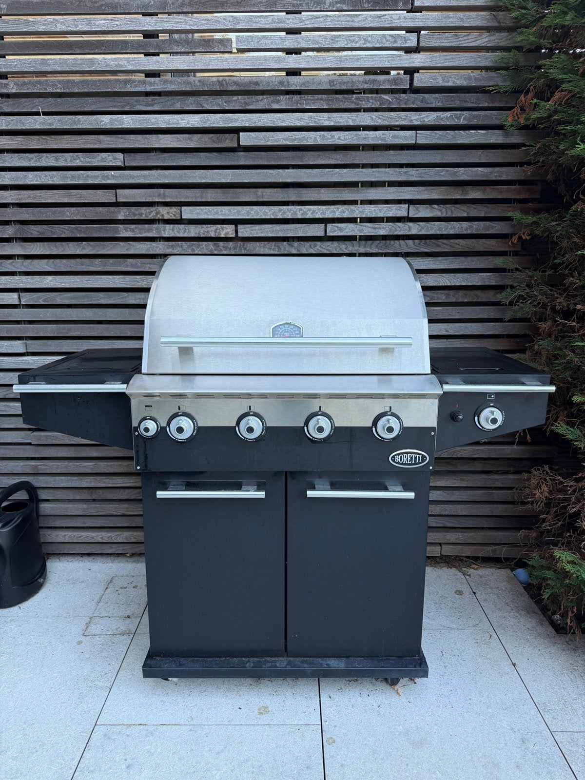Boretti gas barbecue (bbq), Ophalen, Gebruikt