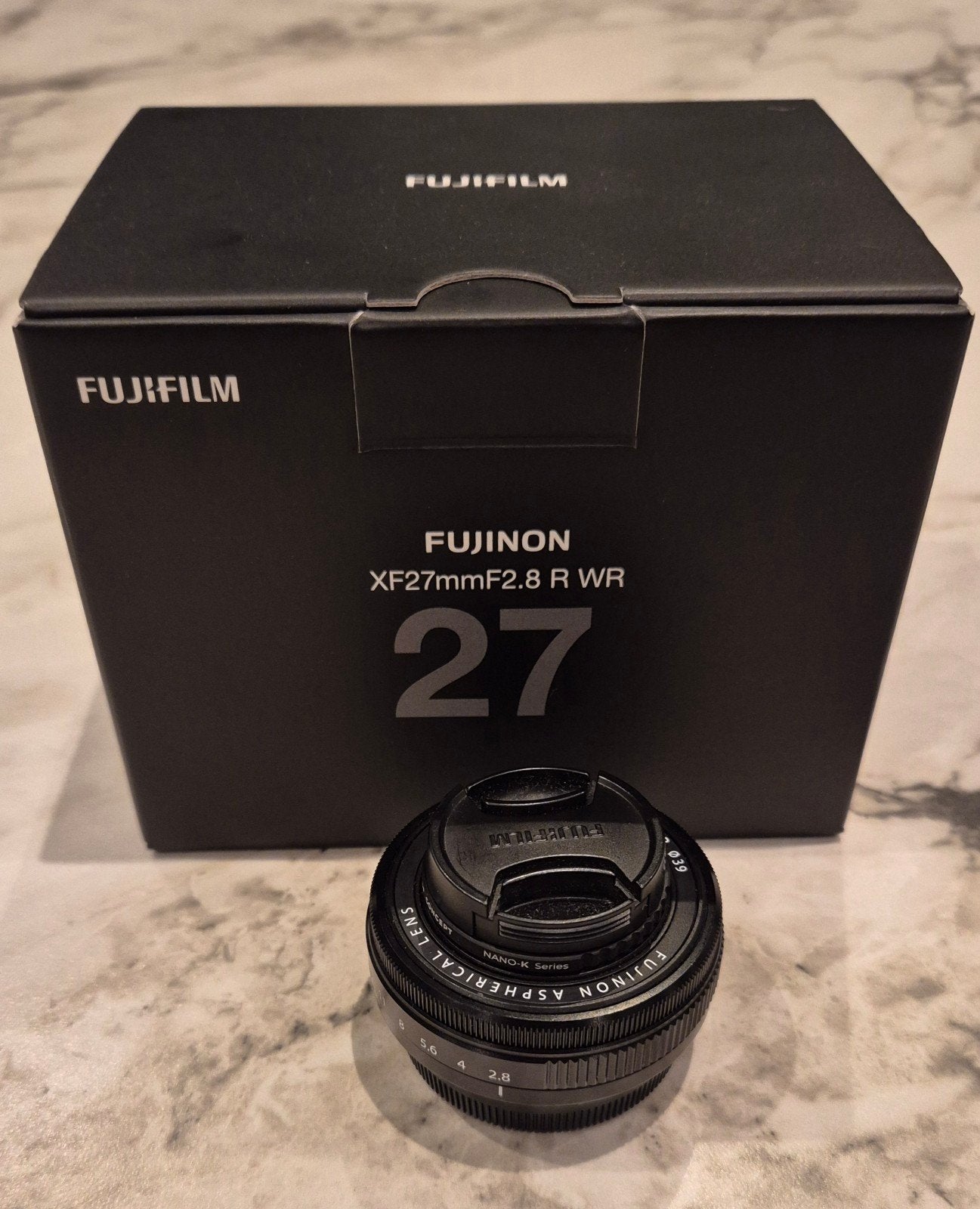 Fujifilm XF 27 mm f/2,8 R WR, Fujifilm, Monture Fujifilm X, Lentille standard, Comme neuf