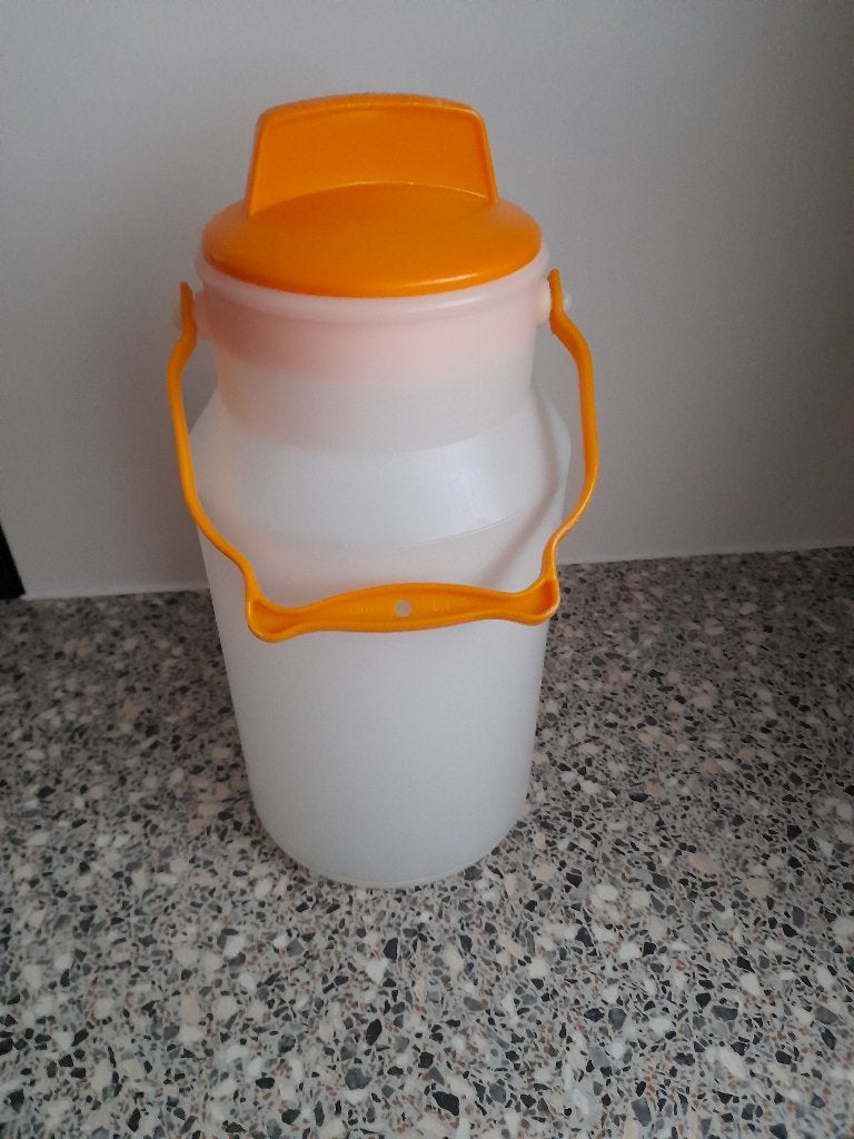Plastiek melkkan, Ophalen, Zo goed als nieuw